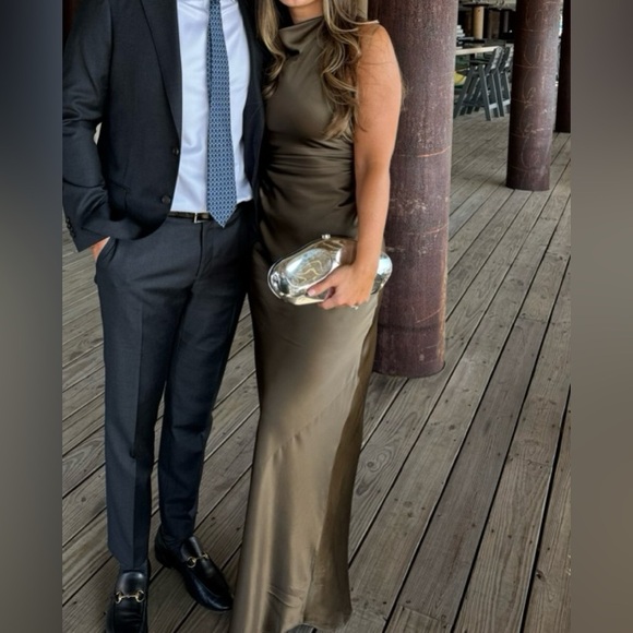 REFORMATION NWT Anaiis Silk Dress in Morel 6 - Picture 6 of 13